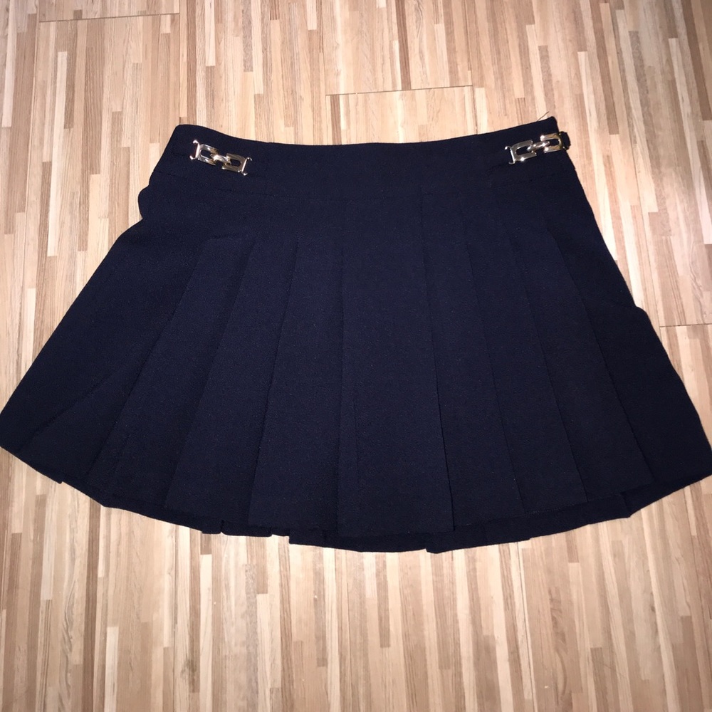 Cute preppy pleated skirt